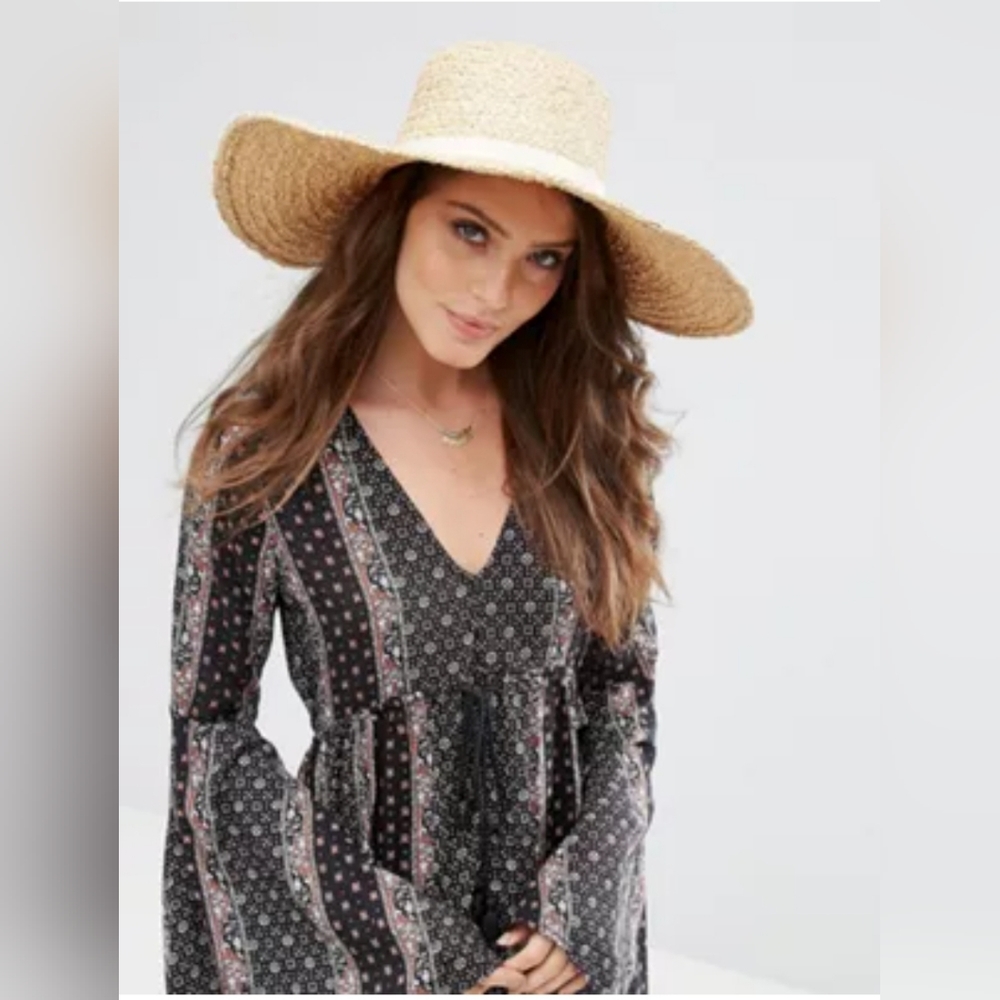 ABERCROMBIE & FITCH Bell Sleeve Plunge Neck Boho Mini Dress - Medium